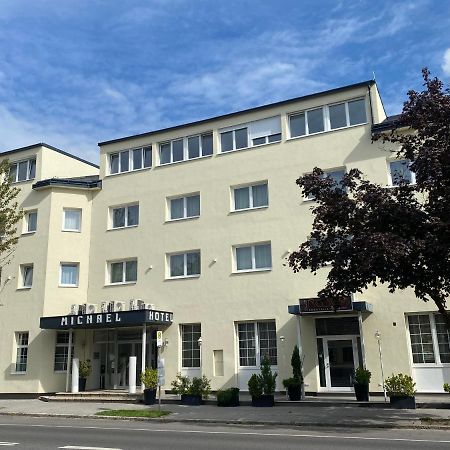 Hotel Michael Gerasdorf bei Wien Dış mekan fotoğraf